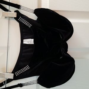 🖤VICTORIA SECRET VINTAGE BLACK VELVET MATCHING BRA & PANTIES 💜